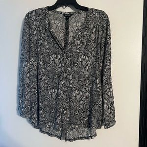 Lucky | Black and White Floral Peasant Blouse L